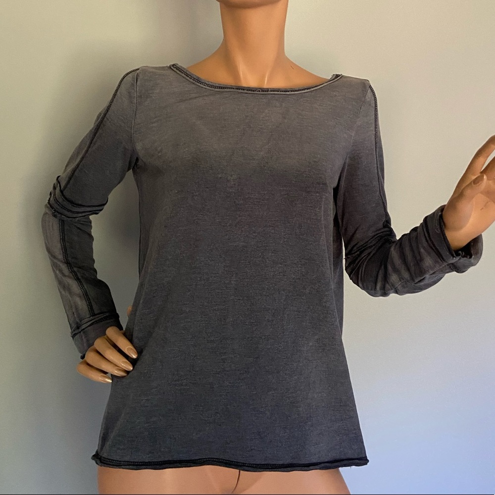 Ombré gray sweatshirt